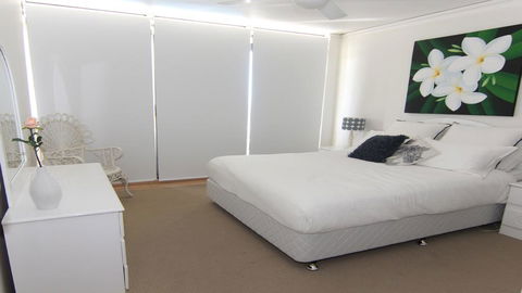 Oceanic 28 - On The Beach! - Hotel Gold Coast 3