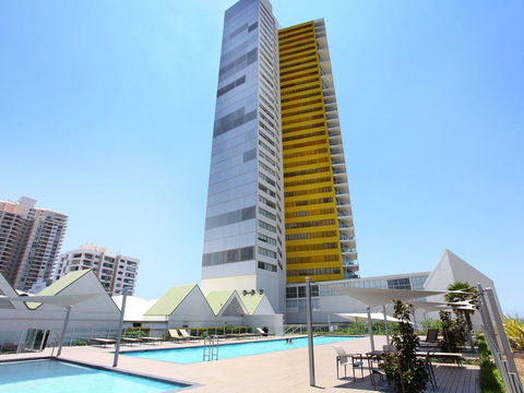 Oceanview Old Burleigh Road Broadbeach - Hotel Gold Coast 2