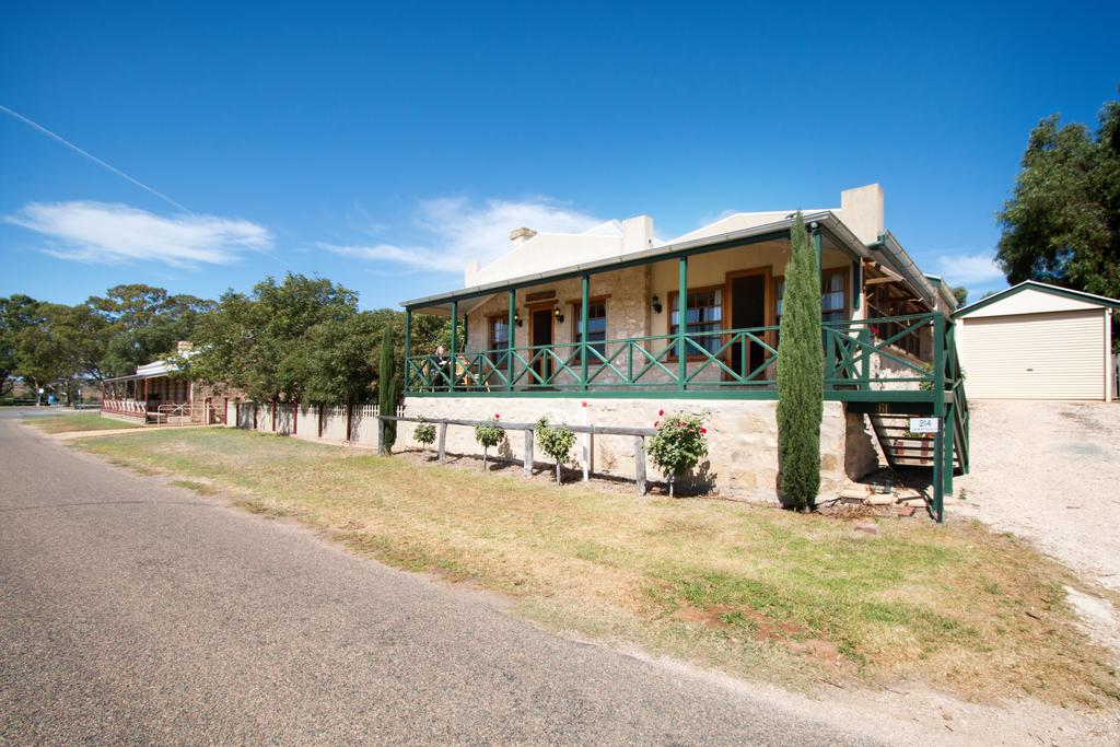 Swanport SA Hotel Gold Coast