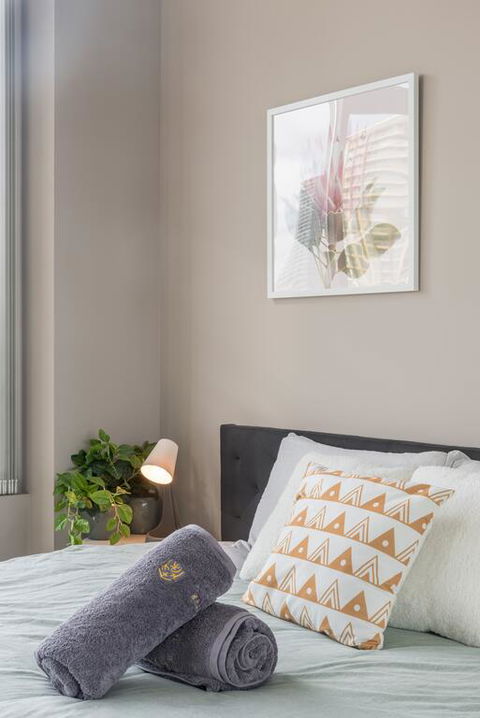 Olympic Park Near Qudos Bank Arena King Bed 1BR 1Bath Sleeps 6 Air-cond Parking - Hotel Gold Coast 3