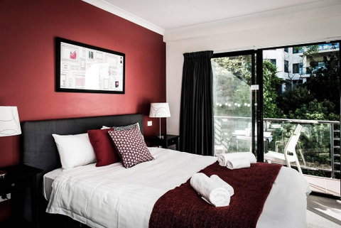 One Bedroom Apt Near Perth CBD With Parking - Hotel Gold Coast 1