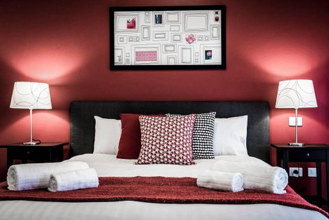 One Bedroom Apt Near Perth CBD With Parking - Hotel Gold Coast 3