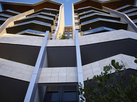 ONE OAK (693I) - Hotel Gold Coast 0