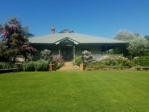 Orange Grove Gardens - Hotel Gold Coast 1
