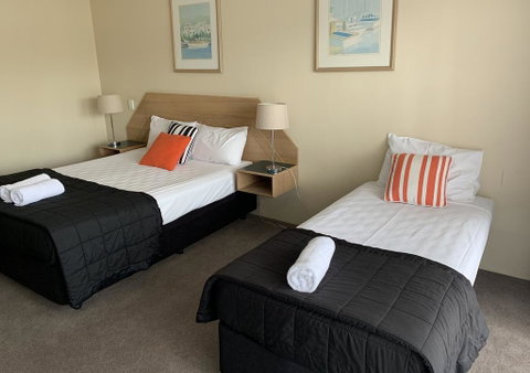 Outrigger Burleigh - Hotel Gold Coast 2