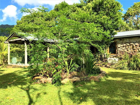 Palm Grove Rainforest Retreat - Hotel Gold Coast 2