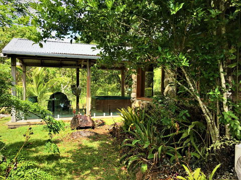 Palm Grove Rainforest Retreat - Hotel Gold Coast 3