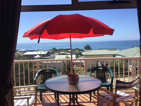 Penguin Seaside Homestay - Hotel Gold Coast 0