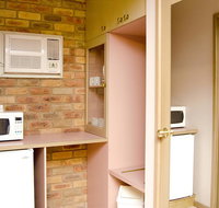 Pines Country Club Motor Inn - Hotel Gold Coast