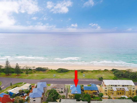 Pippi View 2 (Top) - Across The Road From The Beach! - Hotel Gold Coast 0
