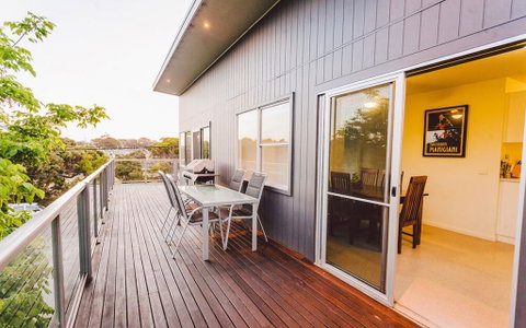 Point Lonsdale Holiday Apartments - Hotel Gold Coast 2