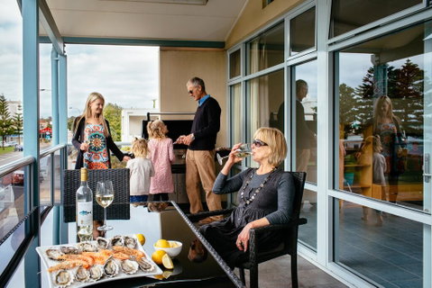 Port Lincoln Foreshore Apartments - Hotel Gold Coast 2