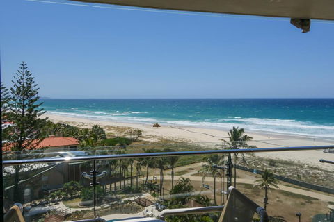 Princess Palm On The Beach - Hotel Gold Coast 0