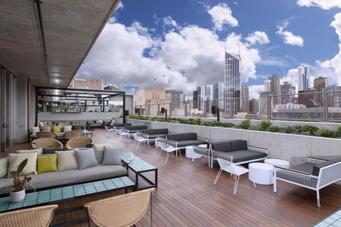 QT Melbourne - Hotel Gold Coast 0