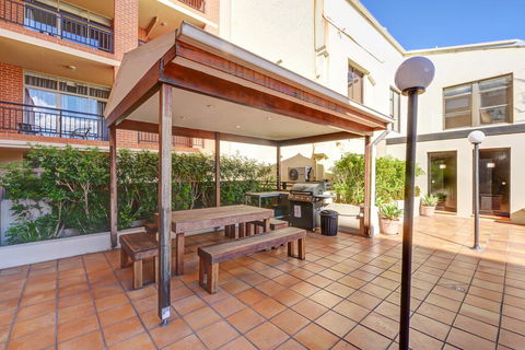 Quality Suites Camperdown - Hotel Gold Coast 2
