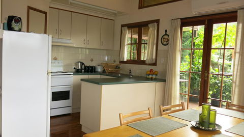 Ravensbourne Escape - Cedar Lodge - Hotel Gold Coast 1