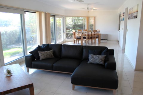 Relax At The Marina - Hotel Gold Coast 1