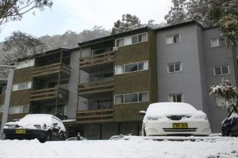 Retro 2 Bedroom Apartment - Hotel Gold Coast 0