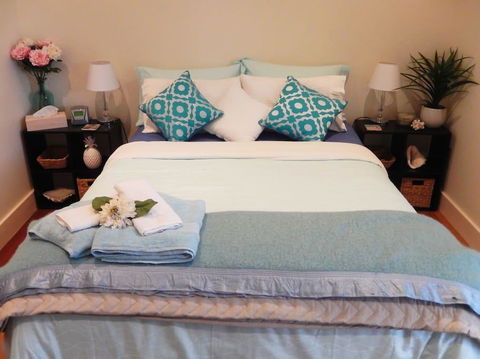 Riverbend Suite Rooms - Hotel Gold Coast 2