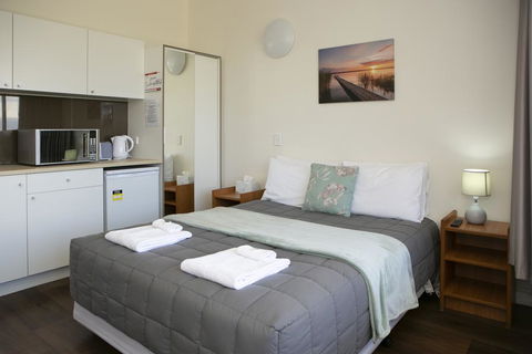 Rivers Apartments Motel Sale Gippsland - Hotel Gold Coast 0