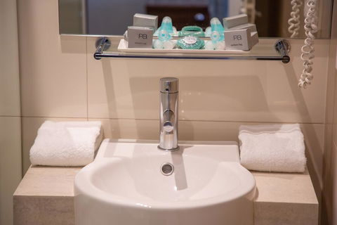 Royal Hotel Randwick - Hotel Gold Coast 1