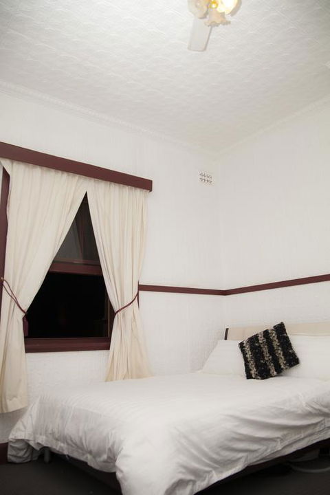 Royal Mail Hotel Jerilderie - Hotel Gold Coast 3