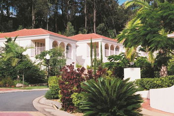 Royal Woods Resort with Hotel Gold Coast