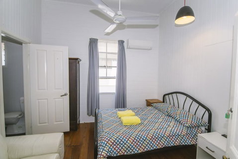 Ryan's Rest Boutique Accommodation - Hotel Gold Coast 2