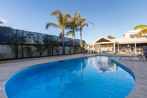 Sails Geraldton Accommodation - Hotel Gold Coast 0