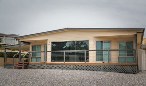 SALT - 37 Oceanview Drive - Hotel Gold Coast 1