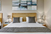 Book Hastings Accommodation Vacations Hotel Gold Coast Hotel Gold Coast