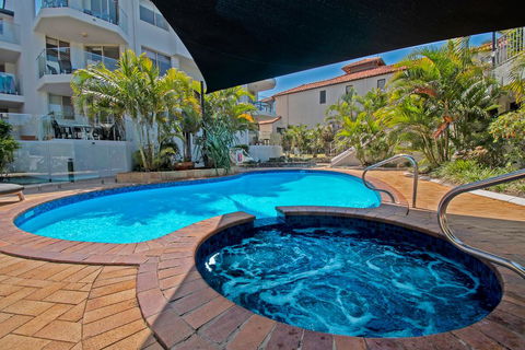 Sandcastles On Currumbin Beach - Hotel Gold Coast 1