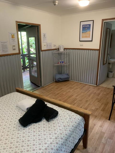 Scotty's Mission Beach YHA - Hotel Gold Coast 3
