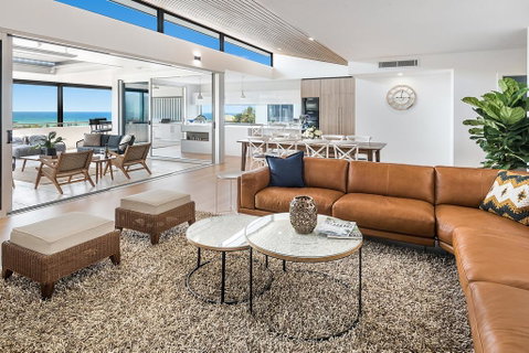 Sea La Vie #2 Luxury Apartment In Coffs Harbour Jetty With Pool, Views And Walking Distance To The Beach! - Hotel Gold Coast 3