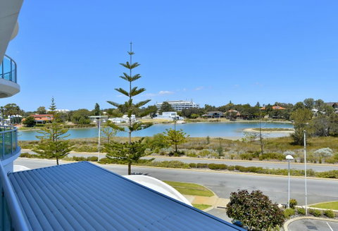 Sea Side 104 - Hotel Gold Coast 0