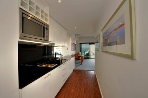 Sea Side 211 - Hotel Gold Coast 2