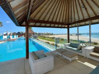 Sea Side Villa 3.1