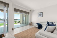 Book Port Moonta Accommodation Vacations Hotel Gold Coast Hotel Gold Coast