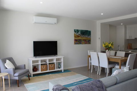 SEA-ESTA - Hotel Gold Coast 2