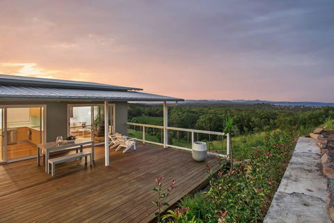 Seascape Scotts Head - Hotel Gold Coast 0