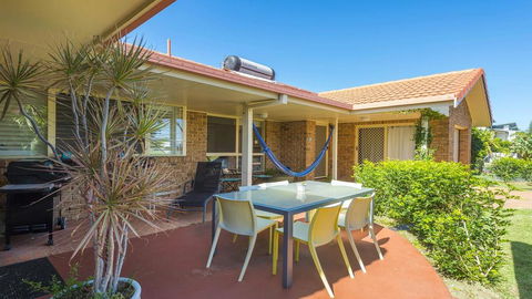 SECRET GARDEN - WiFi - Netflix - Pet Friendly - Hotel Gold Coast 3