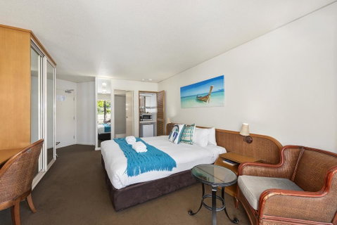 Serenity Bay Studio Apartment - Hotel Gold Coast 1