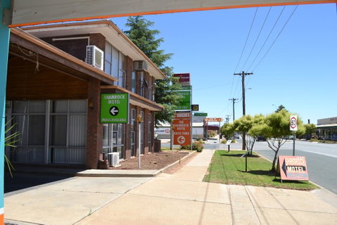Shamrock Hotel Motel Balranald - Hotel Gold Coast 0