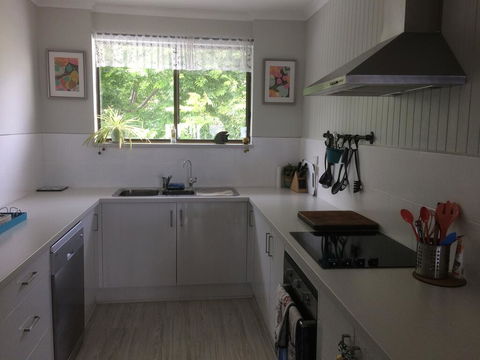 Shanti By The Sea - Hotel Gold Coast 1