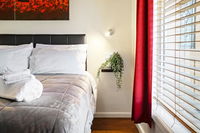 Book Trafalgar Accommodation Vacations Hotel Gold Coast Hotel Gold Coast