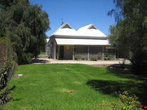 Showgrounds Cottage Naracoorte - Hotel Gold Coast 0