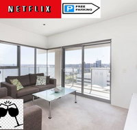 SKY GARDEN SUNSET RIVER VIEW NETFLIX WINE PARKING - Hotel Gold Coast