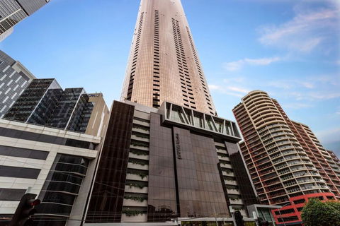 Sky-High Level 52 Opposite Crown Complex - Hotel Gold Coast 3