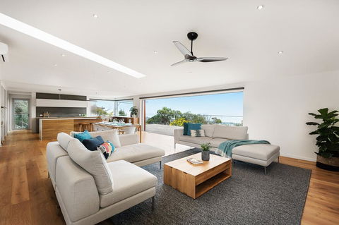 Skyluxe Luxury Retreat With Water Views And Deluxe Interior From Every Room - Hotel Gold Coast 0