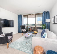 SPACIOUS BRAND NEW // 1BR // IN GORGEOUS BARTON - Hotel Gold Coast